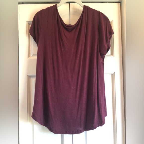 Rock & Republic, XL, 100% rayon plum light shimmer with deep front scoop - Picture 2 of 12